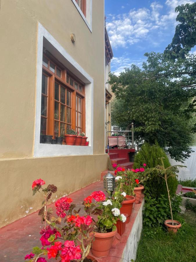 Gaywoo Guest House 레 외부 사진